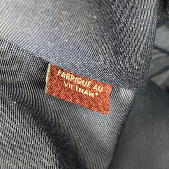 Coach Blue Leather Tote Bag | Stylish Everyday Essential - Picture 4 of 9